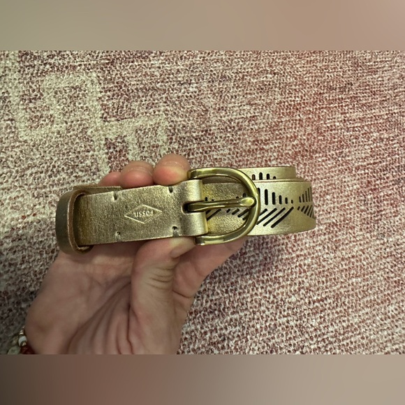 Fossil Accessories - Fossil gold leather belt with gold buckle large